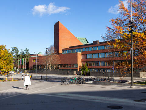 How to get into Aalto University: Steps & Tips