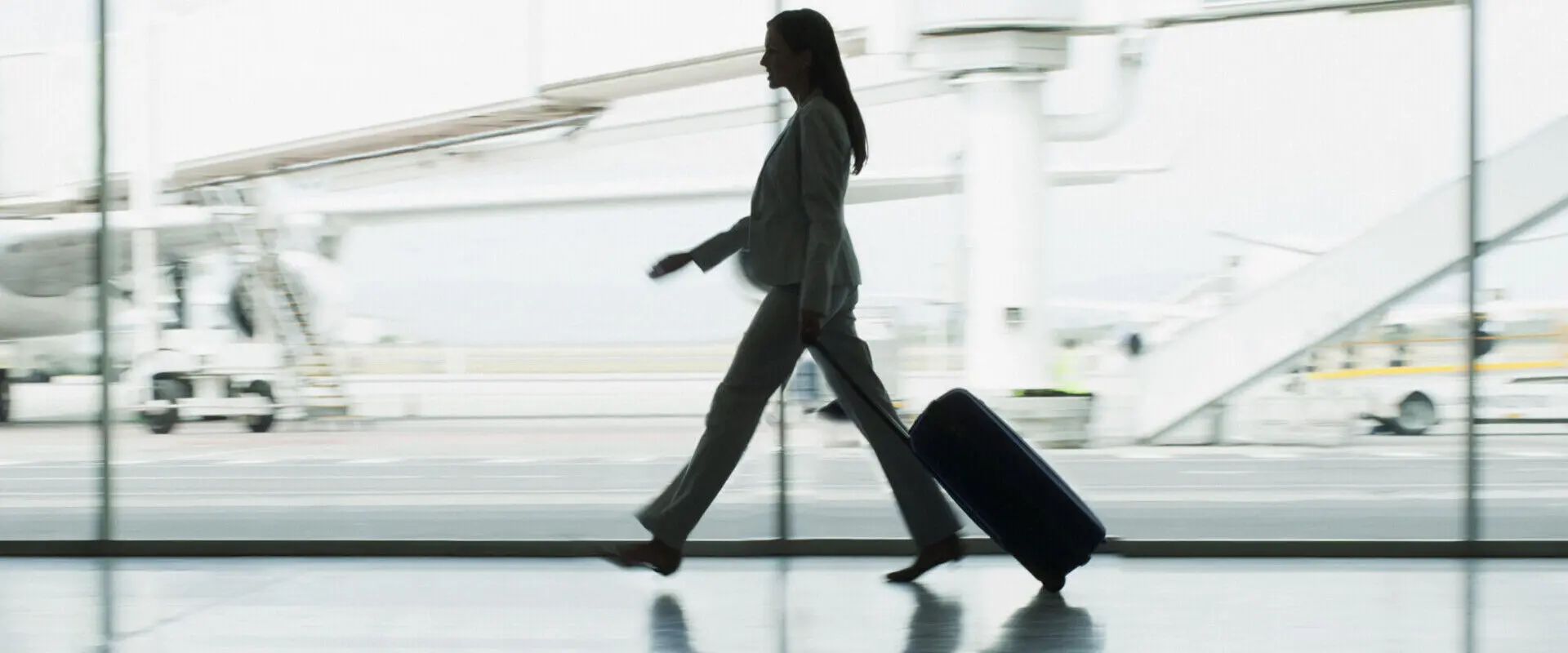 Studying abroad: What should you bring? - Packing list