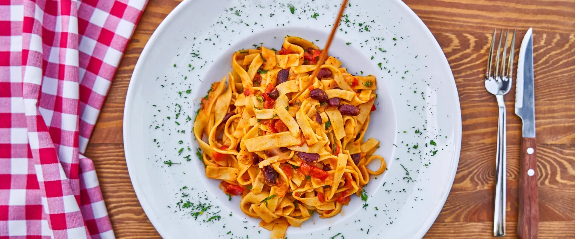 Italy: University cities and their local cuisines