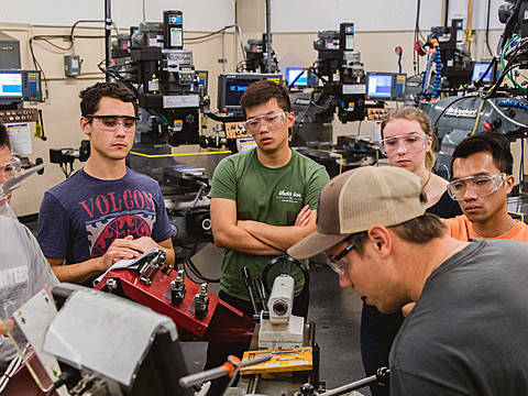 Study Engineering: Which subject should you choose?